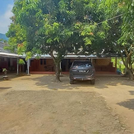 Aa Bungsu Syariah Balekambang Ciletuh Sukabumi Redpartner Hotel Cilowa Exterior photo