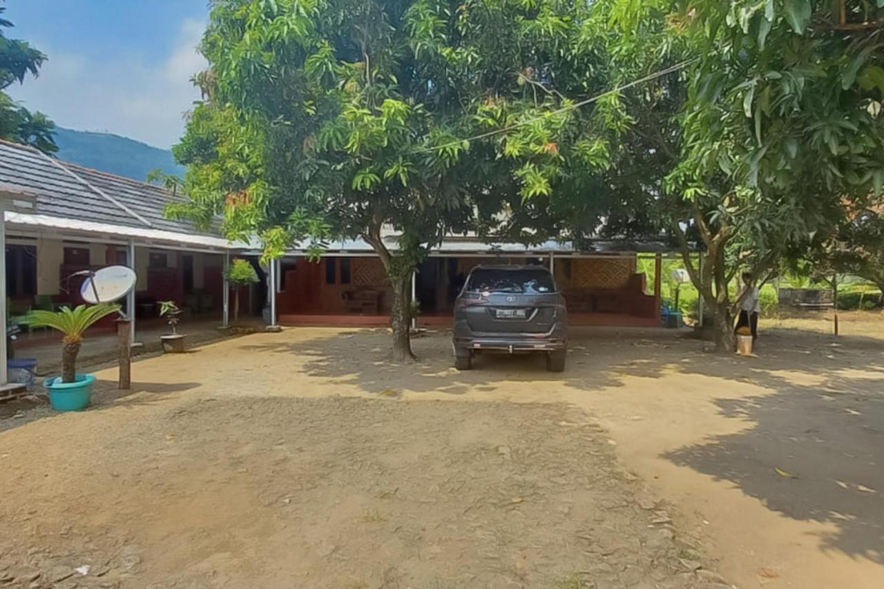 Aa Bungsu Syariah Balekambang Ciletuh Sukabumi Redpartner Hotel Cilowa Exterior photo